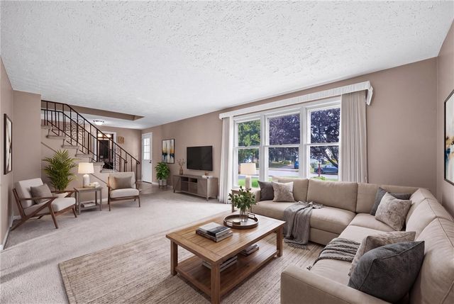 46 Olde Harbour, Greece, NY 14612