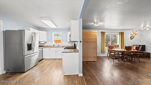 421 E Gold Key Lane, Palmer, AK 99645