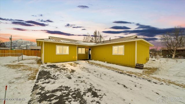 421 E Gold Key Lane, Palmer, AK 99645