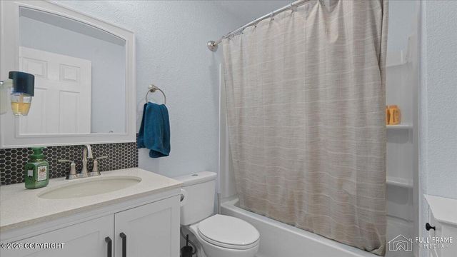 421 E Gold Key Lane, Palmer, AK 99645