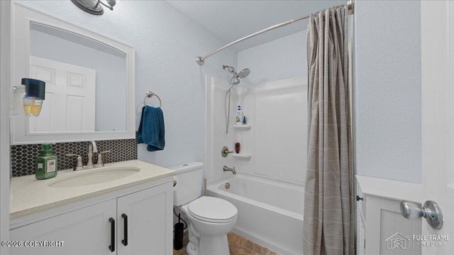 421 E Gold Key Lane, Palmer, AK 99645