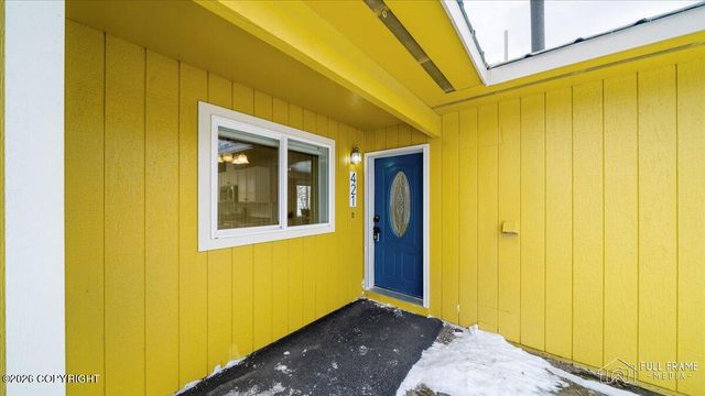 421 E Gold Key Lane, Palmer, AK 99645