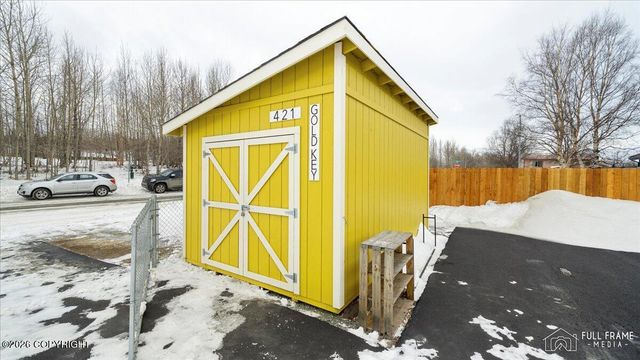 421 E Gold Key Lane, Palmer, AK 99645
