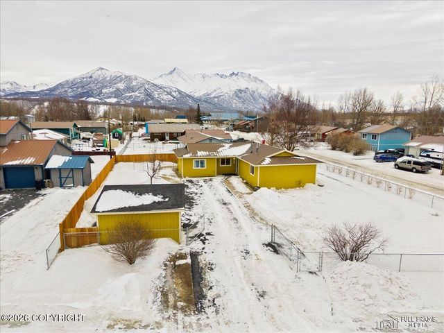 421 E Gold Key Lane, Palmer, AK 99645