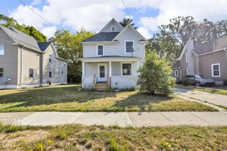 1511 S Martin Luther King Jr Drive, Jackson, MI 49203