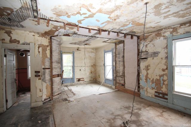 196 E Main Street, Wabash, IN 46992