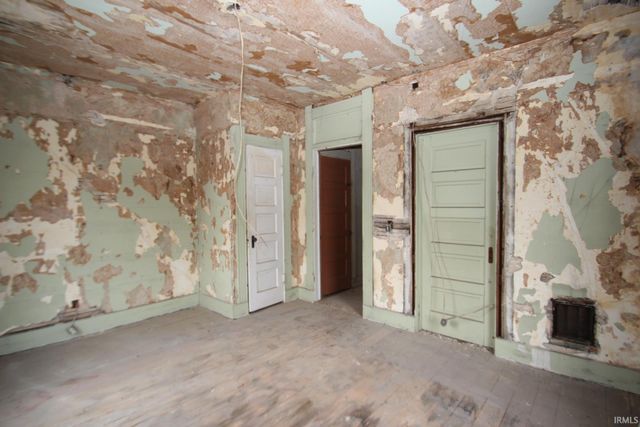 196 E Main Street, Wabash, IN 46992