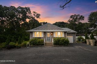28 Cedar Street, Bayville, NJ 08721