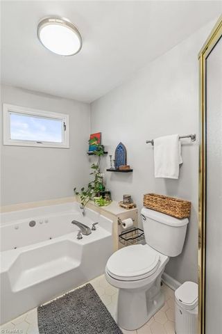 223 Ivy Circle, Advance, NC 27006