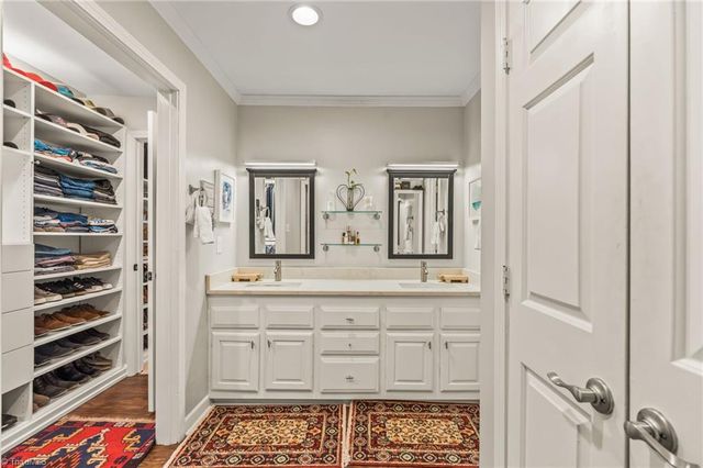 223 Ivy Circle, Advance, NC 27006