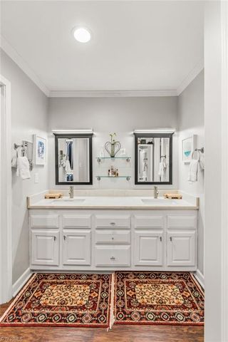 223 Ivy Circle, Advance, NC 27006