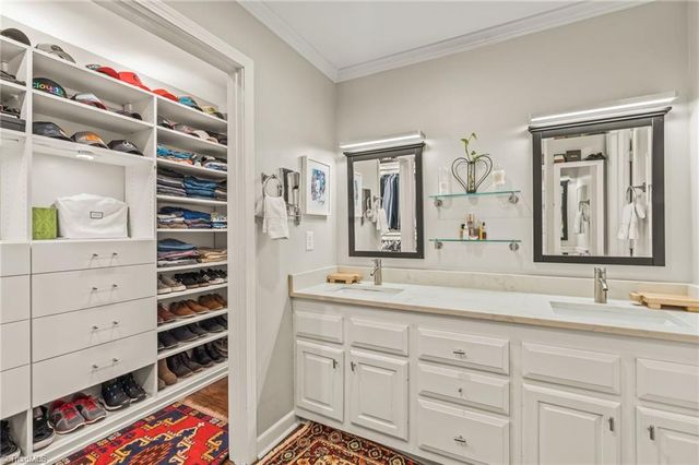 223 Ivy Circle, Advance, NC 27006
