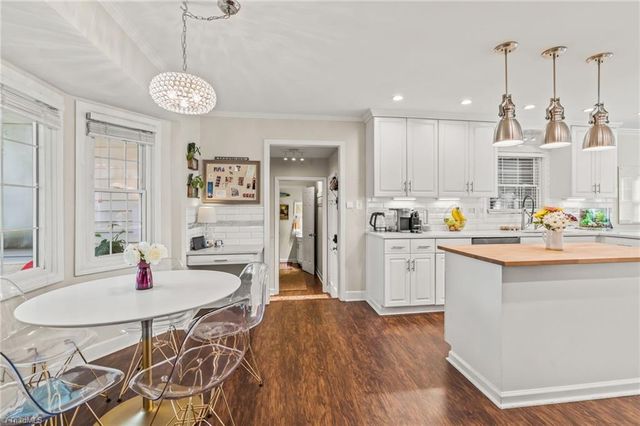 223 Ivy Circle, Advance, NC 27006
