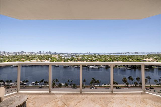4779 Collins Ave 1706, Miami Beach, FL 33140