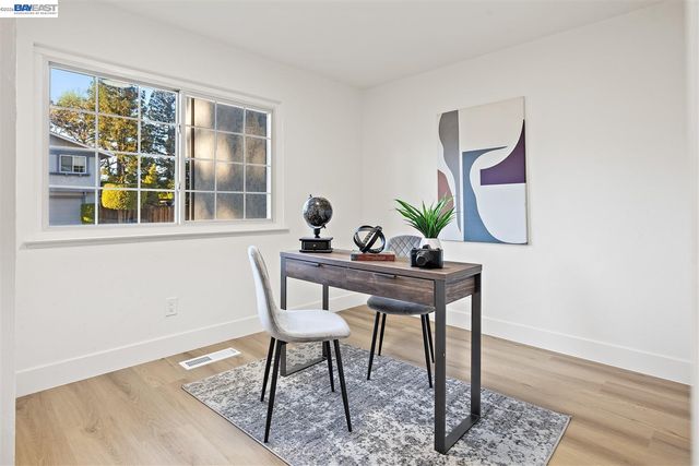 321 Semillon Cir, Clayton, CA 94517