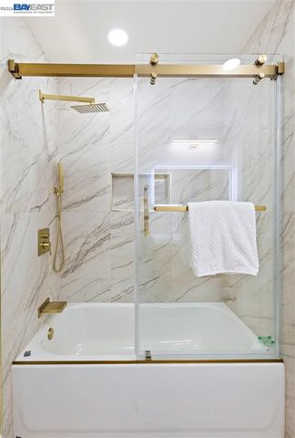 321 Semillon Cir, Clayton, CA 94517