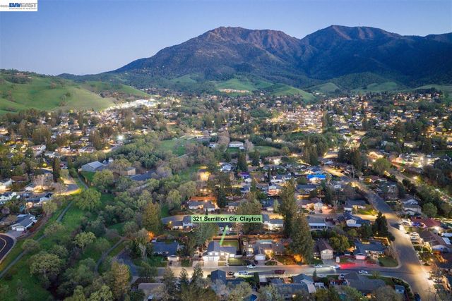 321 Semillon Cir, Clayton, CA 94517