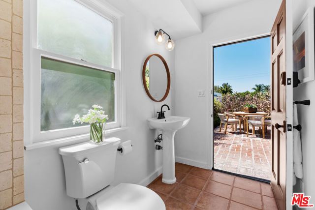 13009 Greenleaf Street, Studio City (los Angeles), CA 91604