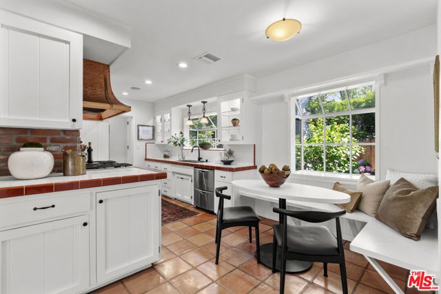 13009 Greenleaf Street, Studio City (los Angeles), CA 91604