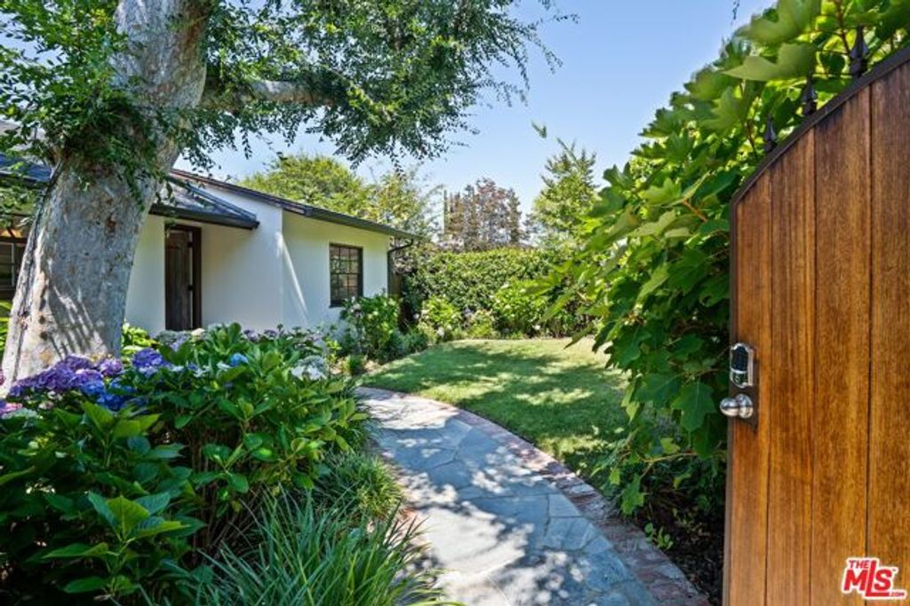 13009 Greenleaf Street, Studio City (los Angeles), CA 91604