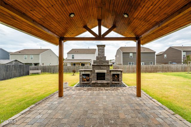 1177 Raccoon Lane, Piney Flats, TN 37686