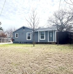 303 W Broad Street, Mansfield, TX 76063