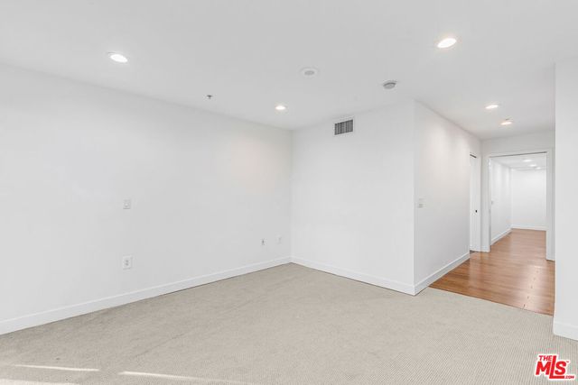 901 S Flower Street 401, Los Angeles, CA 90015