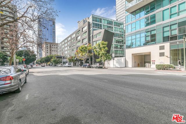 901 S Flower Street 401, Los Angeles, CA 90015