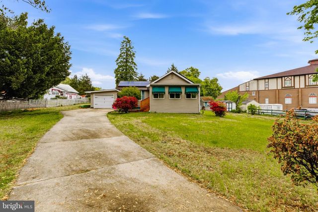 531 CHURCH RD, Sewell, NJ 08080