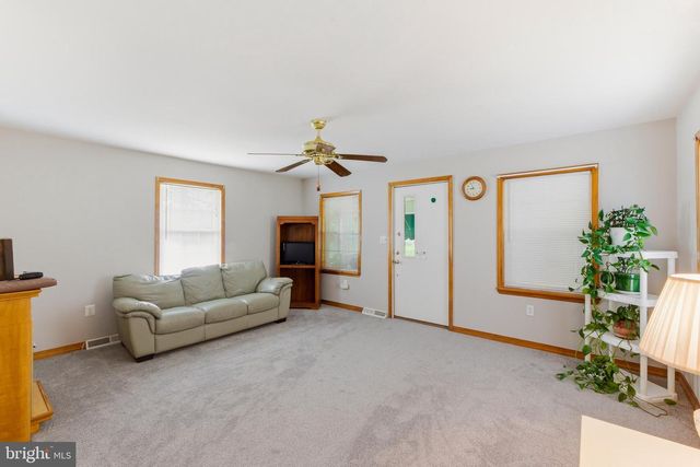 531 CHURCH RD, Sewell, NJ 08080