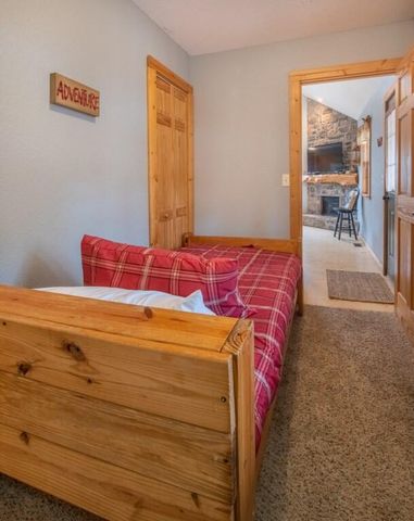 807 Surf Street, Stockton, MO 65785