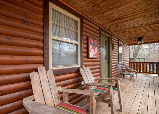 807 Surf Street, Stockton, MO 65785