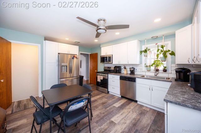 7179 Ziegler Street, Taylor, MI 48180