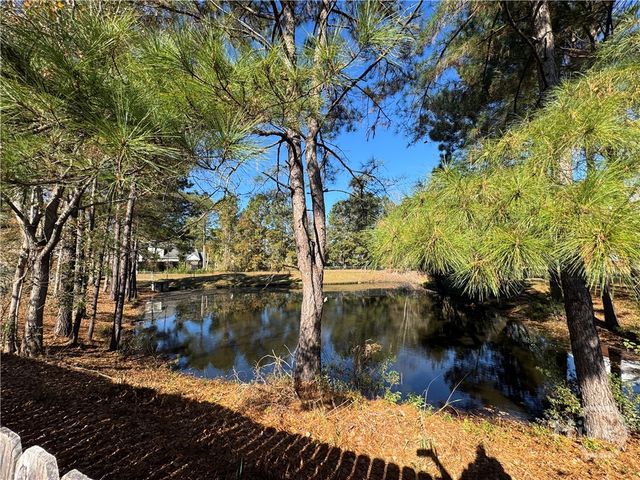 1044 Woodland Drive, Pooler, GA 31322