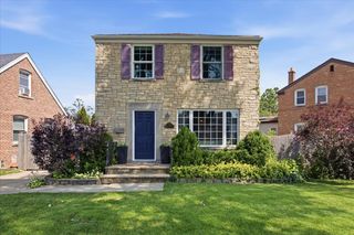 7734 W Glenlake Avenue, Chicago, IL 60631