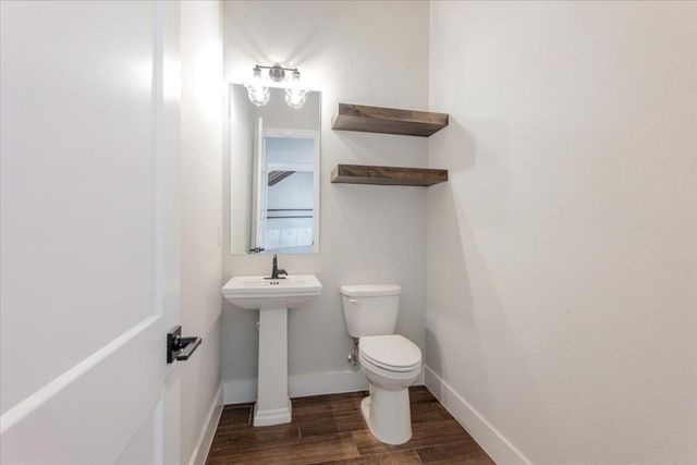 1017 Paradise Parkway, Poolville, TX 76487