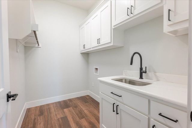 1017 Paradise Parkway, Poolville, TX 76487