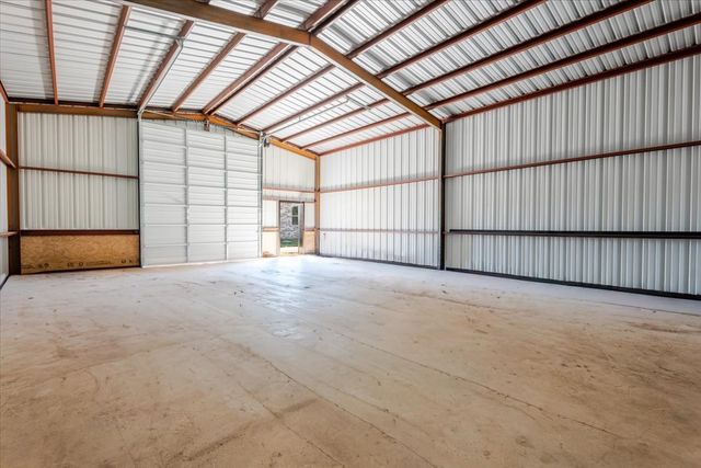 1017 Paradise Parkway, Poolville, TX 76487