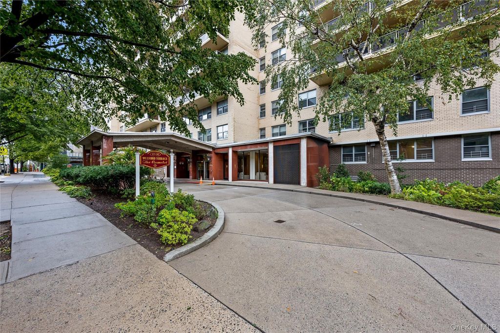 175-20 Wexford Terrace 11A, Jamaica Estates, NY 11432