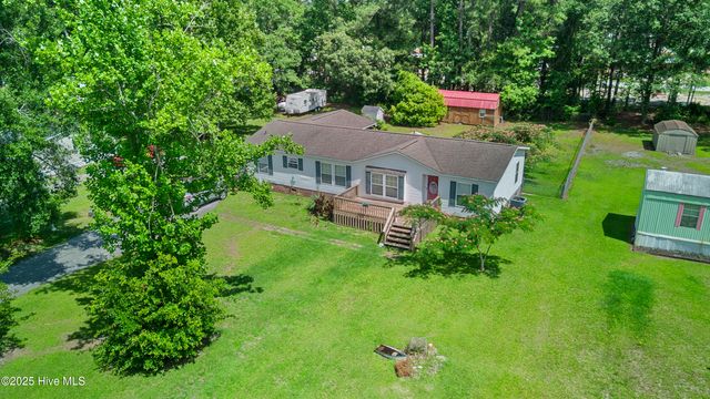 118 Woodland Drive, Swansboro, NC 28584