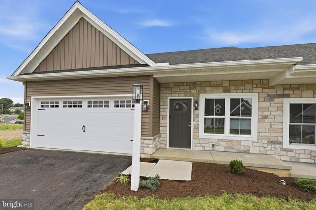 234 PILGRIM DR, Lancaster, PA 17603