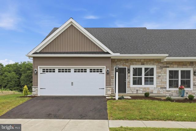 234 PILGRIM DR, Lancaster, PA 17603