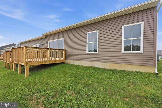 234 PILGRIM DR, Lancaster, PA 17603
