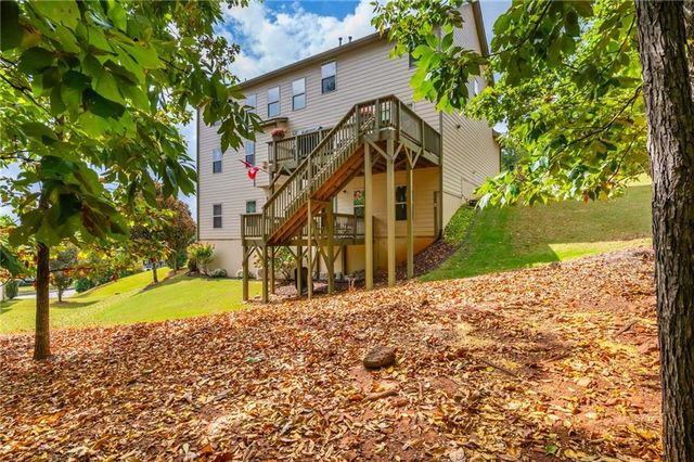 407 Ward Farm Drive, Powder Springs, GA 30127