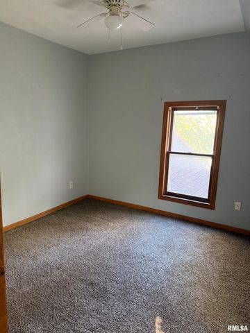 718 22ND Street A, Moline, IL 61265