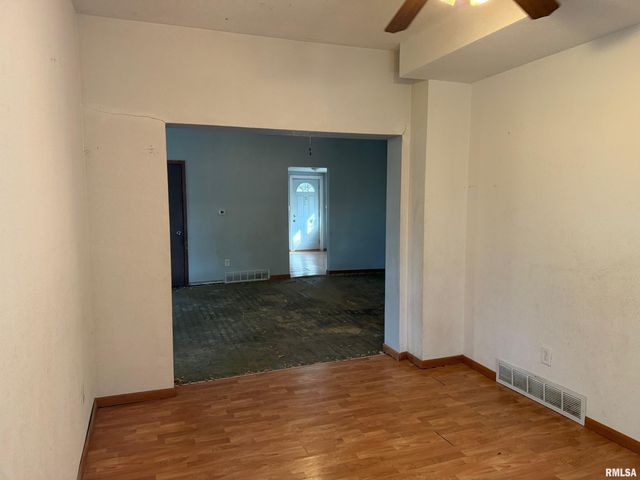 718 22ND Street A, Moline, IL 61265