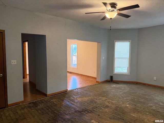 718 22ND Street A, Moline, IL 61265