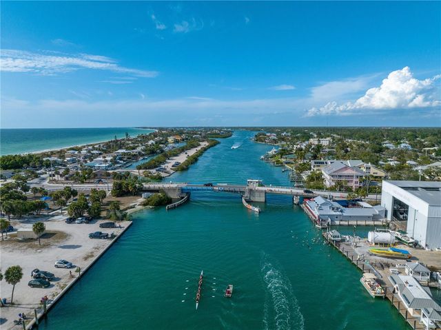 200 PALIDORO CIRCLE, Nokomis, FL 34275