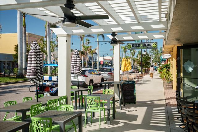 200 PALIDORO CIRCLE, Nokomis, FL 34275