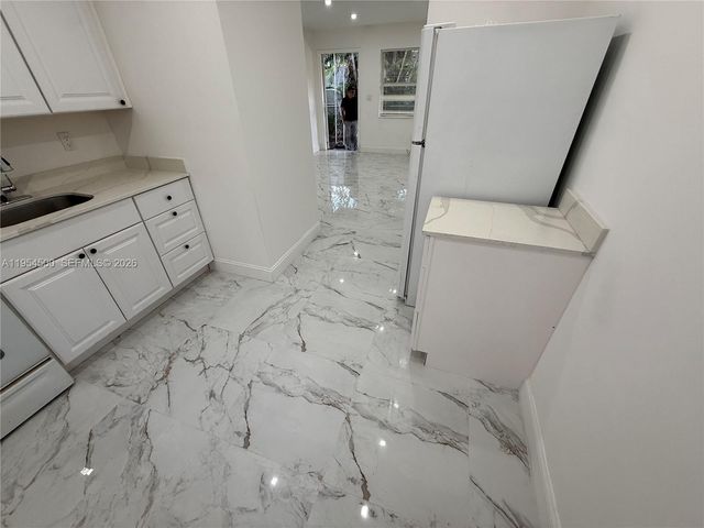 505 N 24th Ave 2, Hollywood, FL 33020